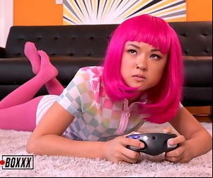 Amateur BoxxxGamer Girl Lulu..